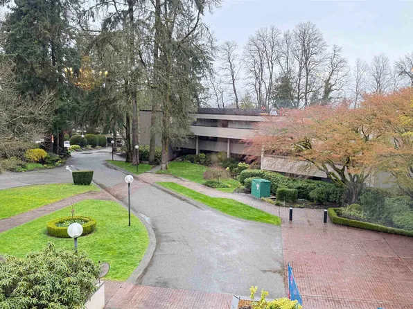 4900 Cartier St #512, Vancouver, BC V6M 4H2