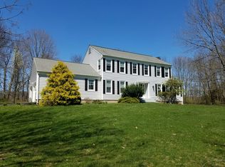 36 Alexandria Dr, Pittstown, NJ 08867