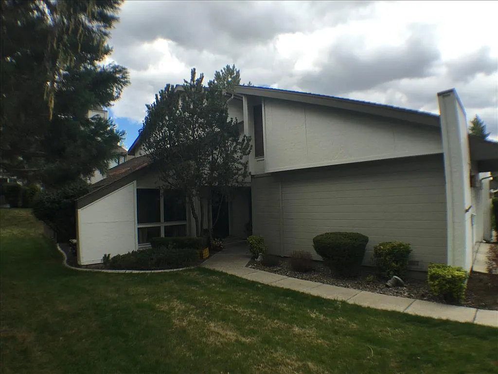 4017 Bluegrass Ct photo 1