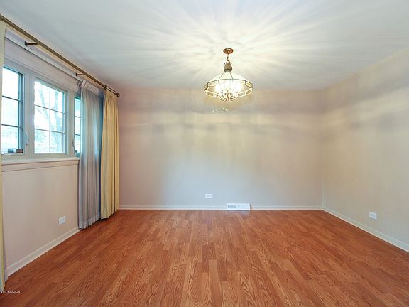 5th image of 1105 W Ohio St