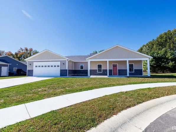 534 Dogwood East Ct, Spencer, IN 47460