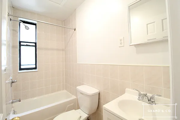 Rented by Grand & Co. | media 21