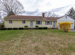 25 Laurel Heights Rd, Higganum, CT 06441