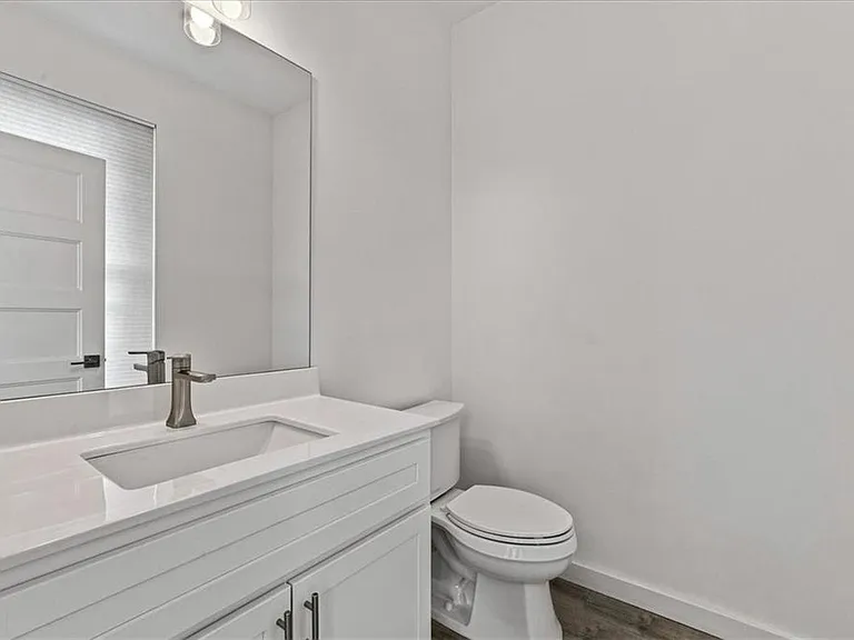 1077 Glen Opal Dr — Photo 21