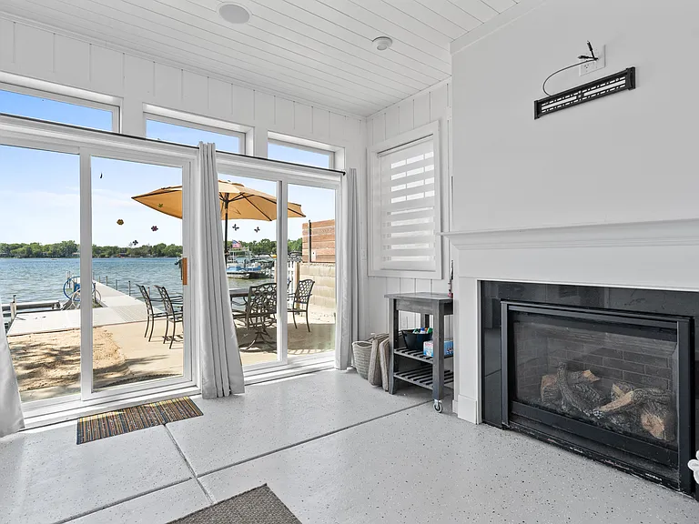 11478 E Shore Dr — Photo 26