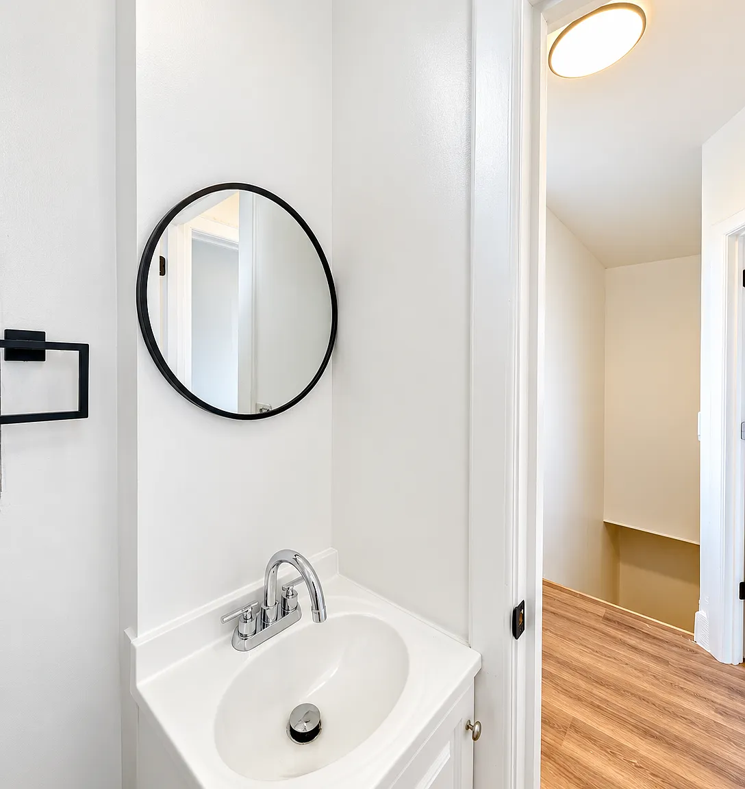 2 bed, 870 sqft, $1,250 — Photo 3