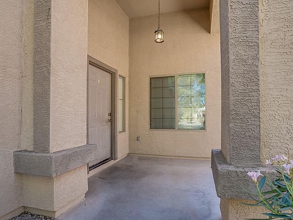 5th image of 3203 W Santa Cruz Ave