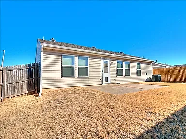 516 Calla Lily Ln — Photo 2