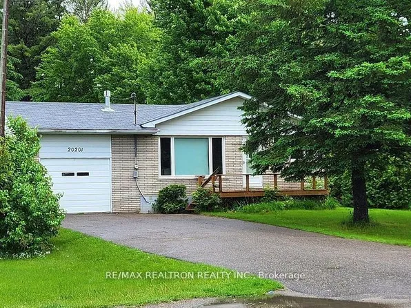 20201 Yonge St, East Gwillimbury, ON L9N 1B1