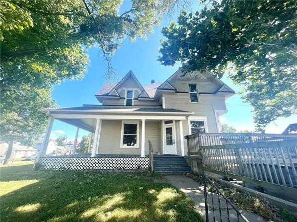 302 E 4th St, Maryville, MO 64468