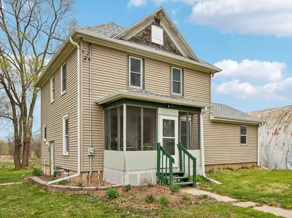 441 South Main Street, Fall River, WI 53932