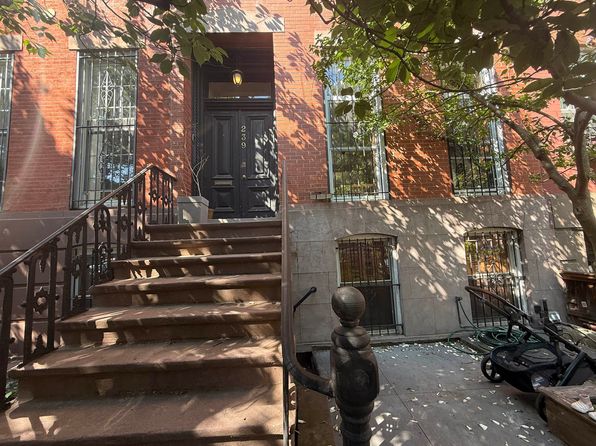 239 Bergen St #2