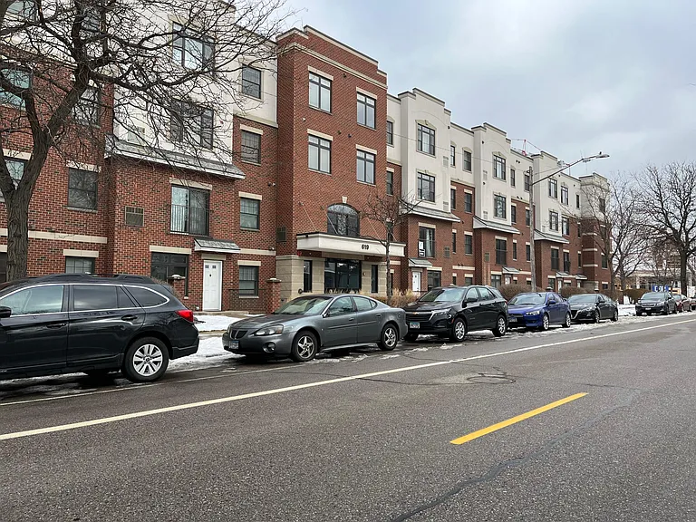 Front of Mill Trace Condos