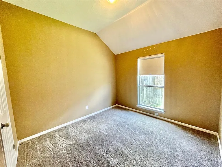 902 Cashew Ln — Photo 16