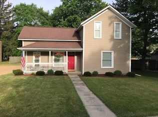 57138 S Main St, Mattawan, MI 49071