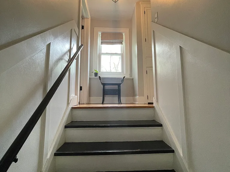 2528 Jefferson Ave — Photo 20