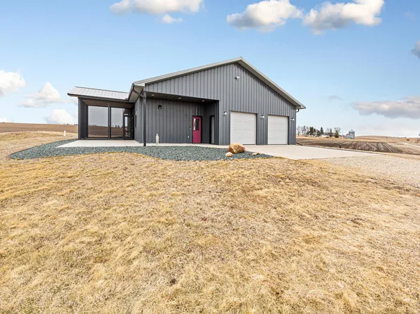 17742 280th Ave, Ellendale, MN 56026