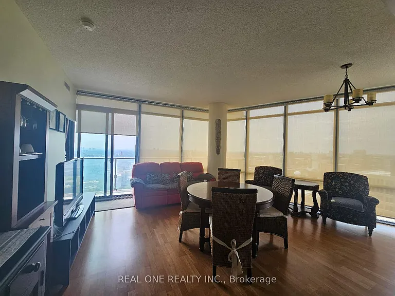 832 Bay St #3703 — Photo 8