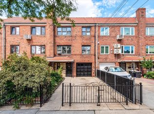 5974 Fresh Pond Rd, Maspeth, NY 11378