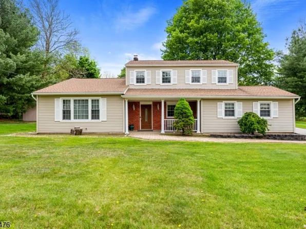 93 Randolph Ave, Randolph Twp., NJ 07869