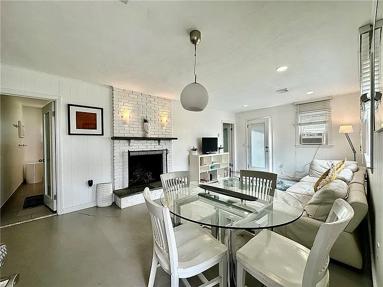 101 Briarwood Ave #B — Photo 9