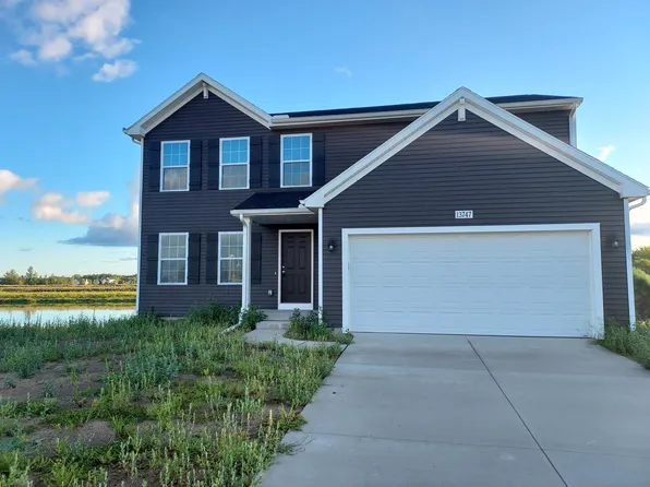 13747 Oasis Ave, Holland, MI 49424