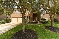 4 bed, 3.5 bath, 3749 sqft, $3,300 — Photo 2
