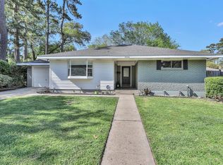506 Hilliard St, Conroe, TX 77301