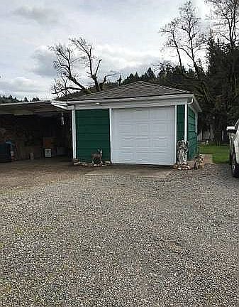New garage door w/remote