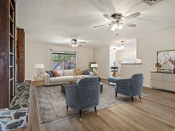 5th image of 9601 Admiral Dewey Ave NE