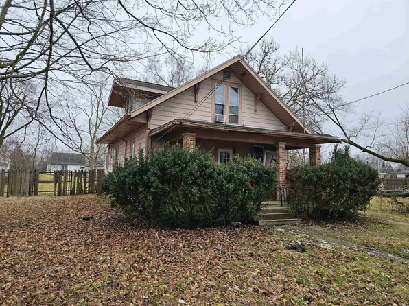 1801 E 17th St, Muncie, IN 47302
