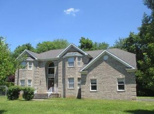 8 Santa Fe Ave, Old Bridge, NJ 08857