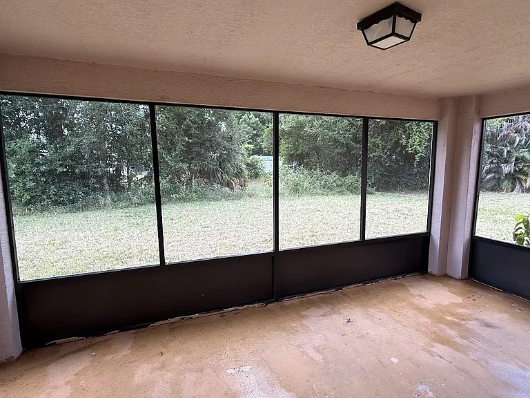 1481 SW Algardi Ln — Photo 11
