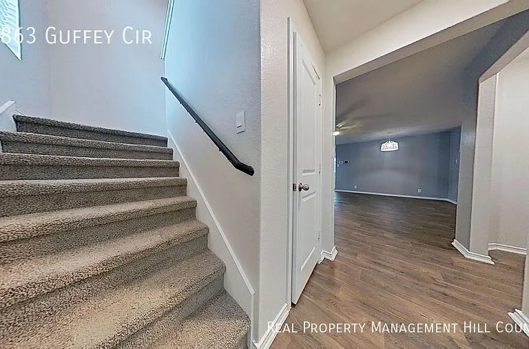 13863 Guffey Cir — Photo 8