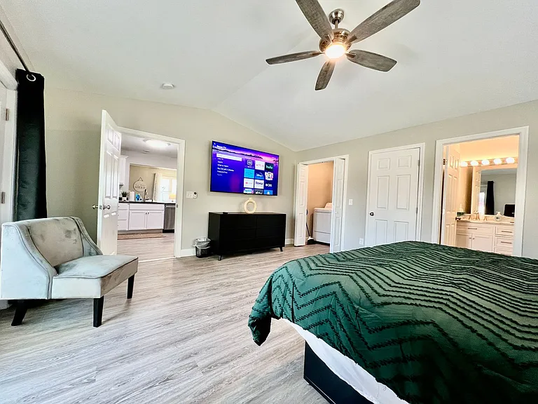 304 Sycamore Rd — Photo 18