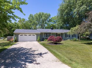 5444 Somerset Dr, Fairview, PA 16415
