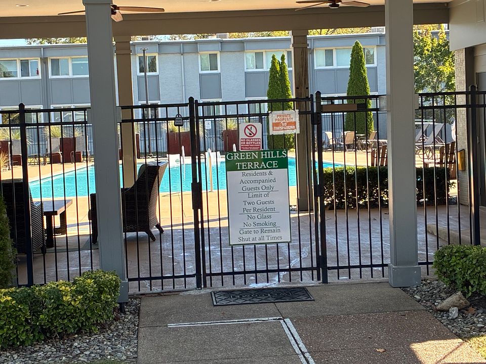 1st image of 1900 Richard Jones Rd APT B105