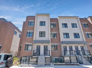 1085 Douglas McCurdy Cmn, Mississauga, ON
