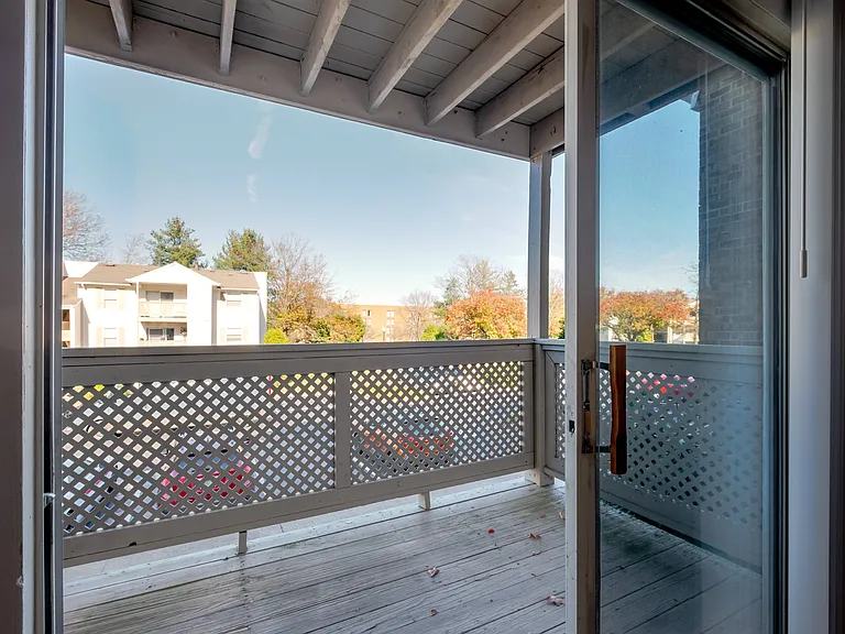 Laurel Pines — Photo 15