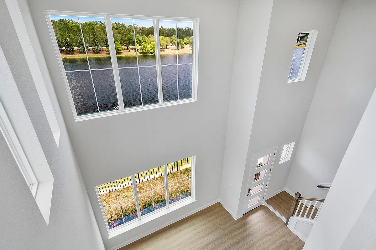 4 bed, 3.5 bath, 1966 sqft, $3,700 — Photo 4