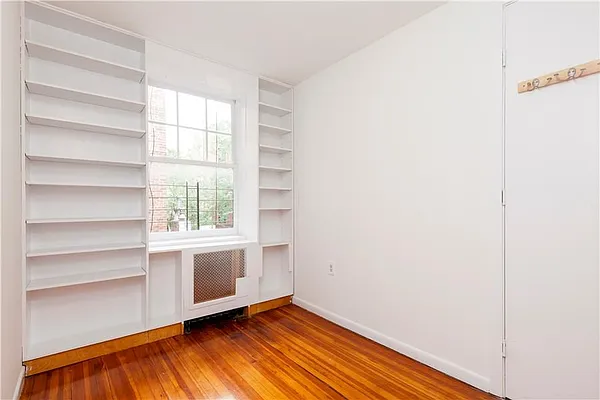 Rented by Compass | media 14