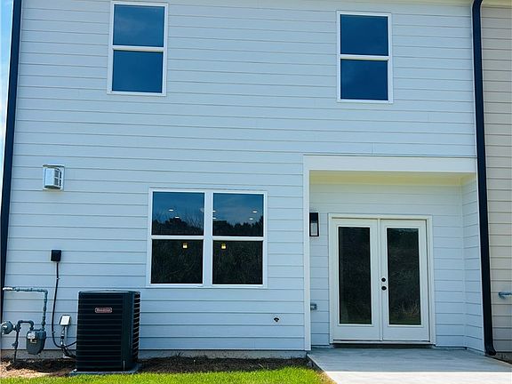 2nd image of 47 Crest Dr #8