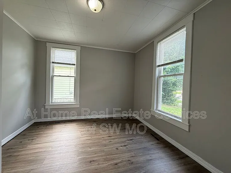 438 W Page St — Photo 6