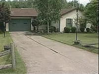 1481 Payne St photo 1
