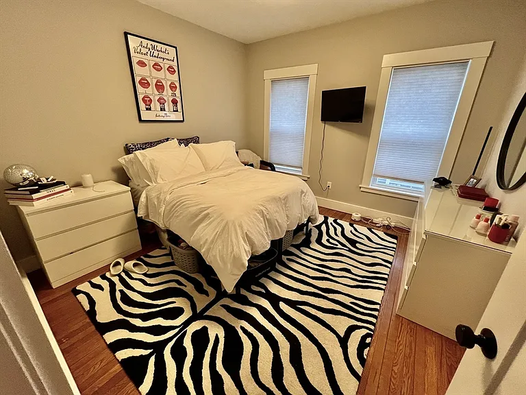 127 Hudson St #1 — Photo 7