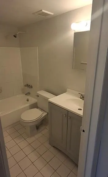 251 NW 177th St #105 — Photo 11