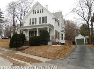37 Hillcrest St, Auburn, ME 04210
