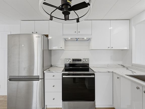 3rd image of 1720 Westsyde Rd #44