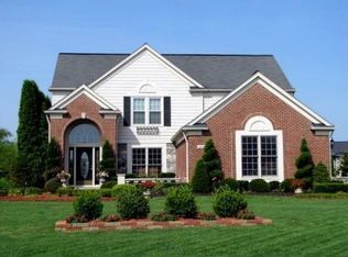 13410 Daleview Ct, South Lyon, MI 48178