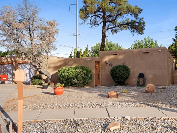 8501 Bellehaven Pl NE, Albuquerque, NM 87112